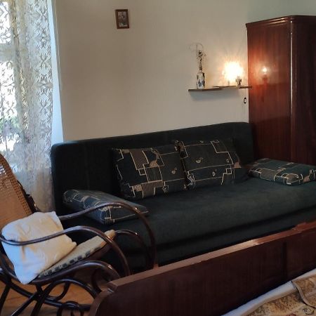 Terez Haza Hotel Pazmand Exterior photo