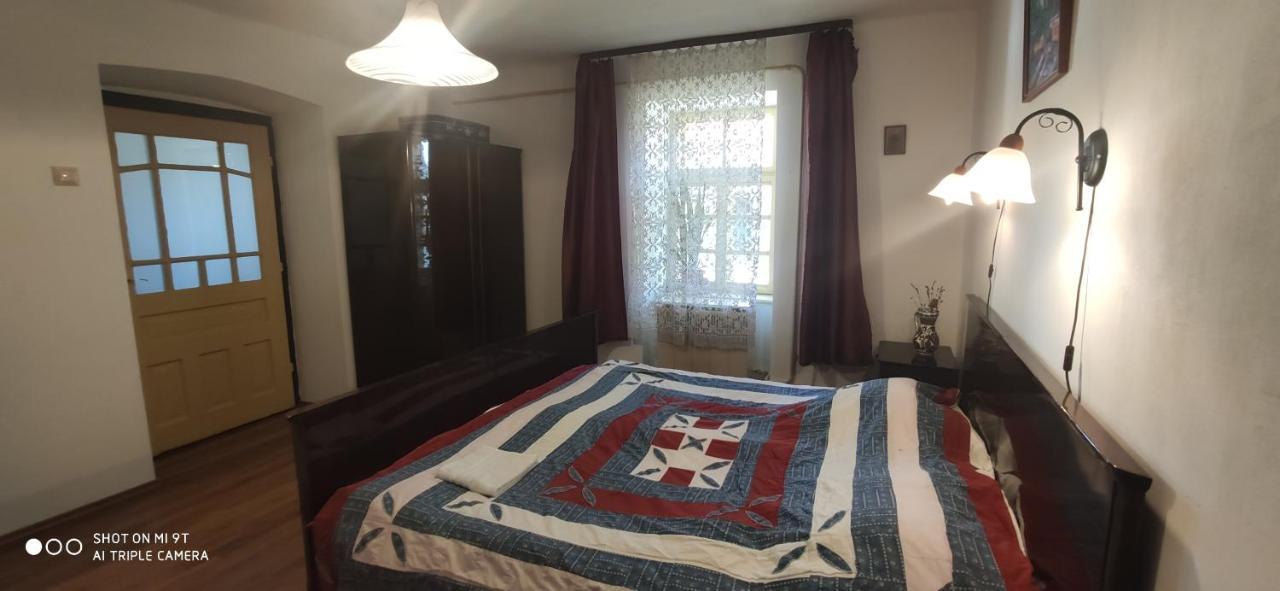 Terez Haza Hotel Pazmand Exterior photo
