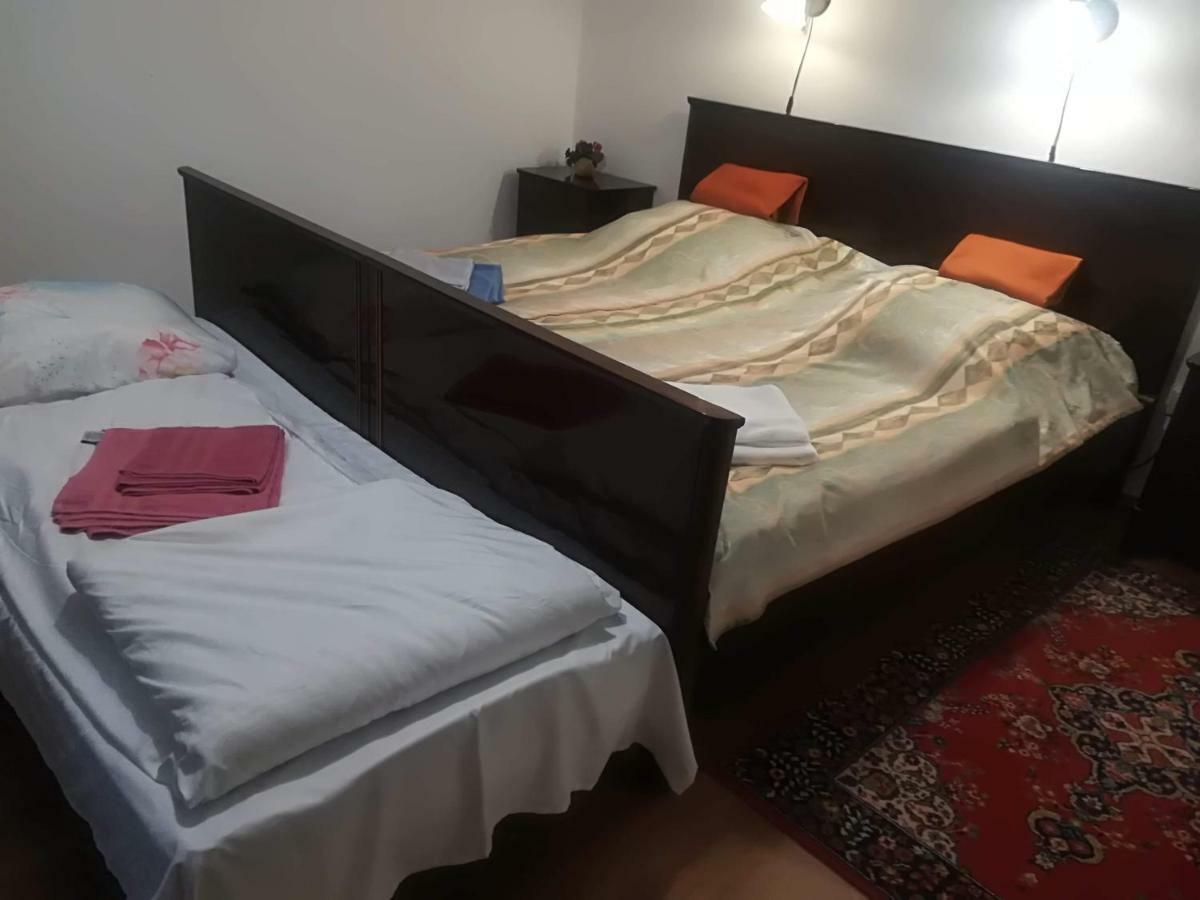 Terez Haza Hotel Pazmand Exterior photo